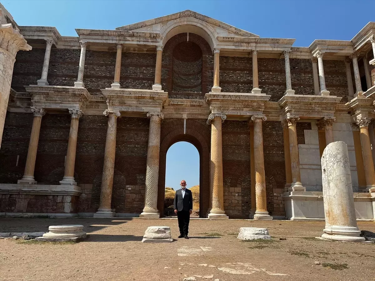 Sardes Antik Kenti ve Bin Tepeler Lidya Tümülüsleri’nin UNESCO Adaylığı Ülke Turizmini Canlandıracak