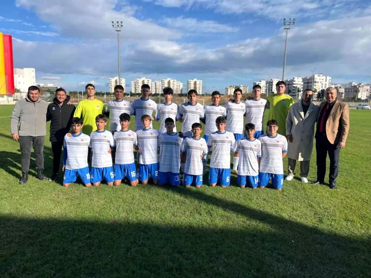 Kemer U16 Takımı Antalya Kundu’yu 4-0 Mağlup Etti