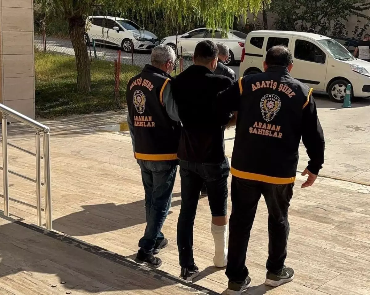 Manisa’da Aranan Suçlu Yakalandı