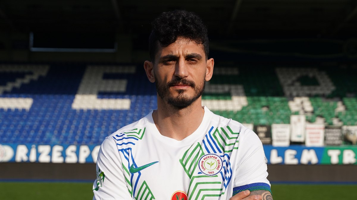 Çaykur Rizespor, Samet Akaydin’i kadrosuna kattı